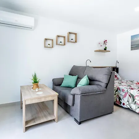 2 Charming In Americas Playa de las Americas (Tenerife)